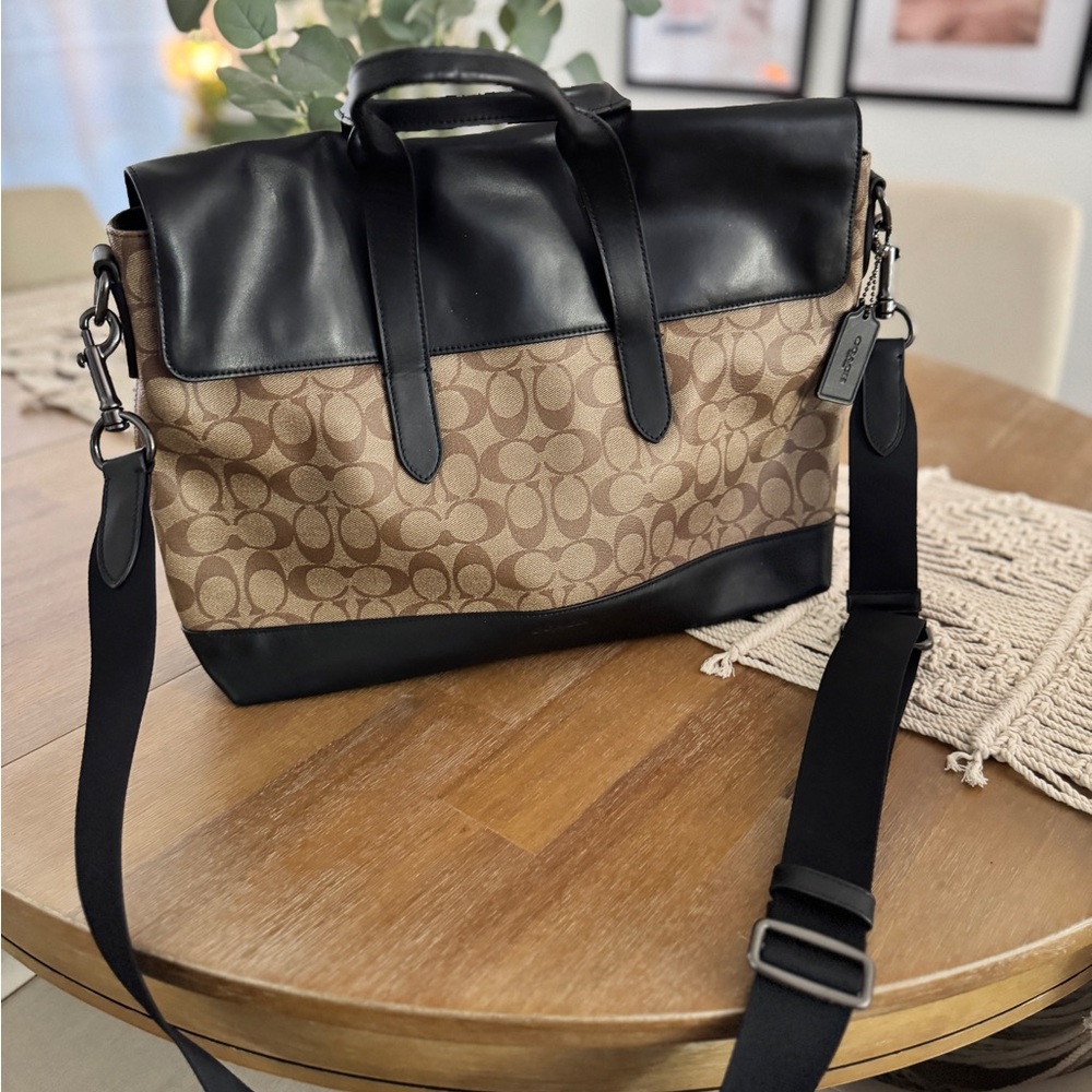 Coach Black and Tan Men's Messenger Bag
